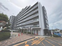 ●2026年8月リフォーム済!
●全居室フローリング!
●南東向きバルコニー