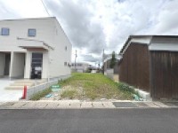 ●近江鉄道本線「水口石橋駅」徒歩3分
●土地面積約44.04坪
●建築条件無し土地