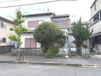 ●全居室6帖以上
●間口約13m
●小学校・スーパー・ドラッグストアが徒歩10分圏内にあり